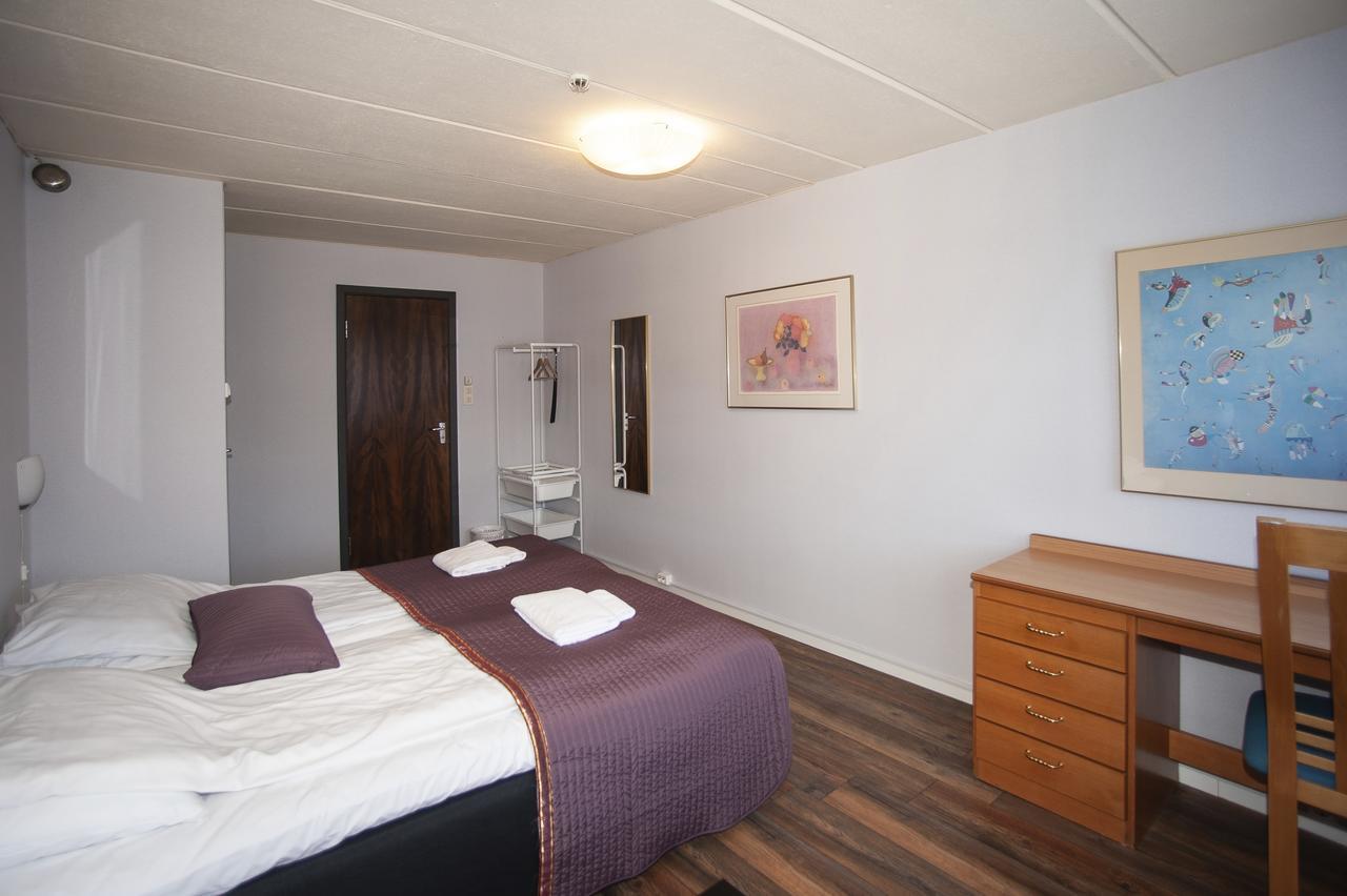 Strand Fjordmotel Ульвик Экстерьер фото